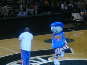 harlemmascot