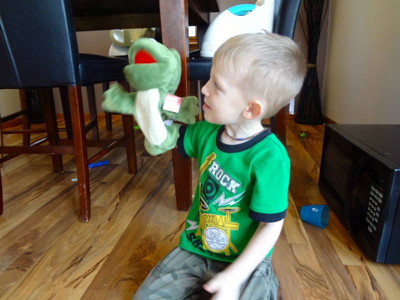 GUND Hand Puppets Review and Giveaway