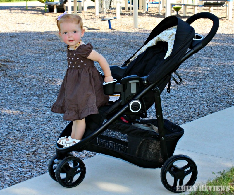 Graco MODES 3 Lite Click Connect Travel System {Stroller & Car Seat}
