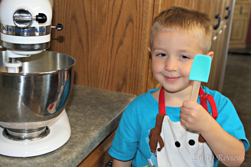 Handstand Kitchen ~ Cooking With Kids + Discount, Cookies with Santa baking kit