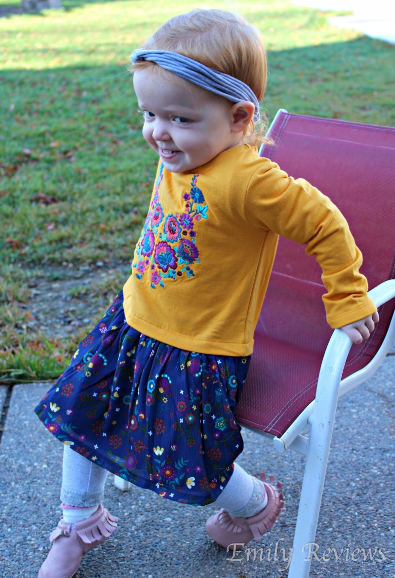 Rockin' Baby ~ Clothes For Christmas & Giving Back {Holiday Gift Guide Idea!}