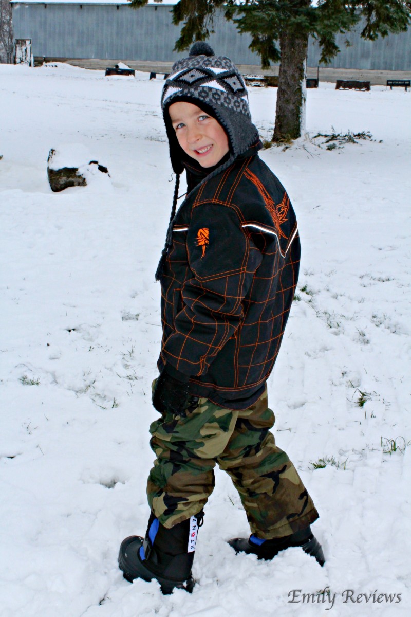 Stonz Wear ~ Scout Toddler Boots, Trek Kids Boots, & Waterproof Mittz {Holiday Gift Idea}