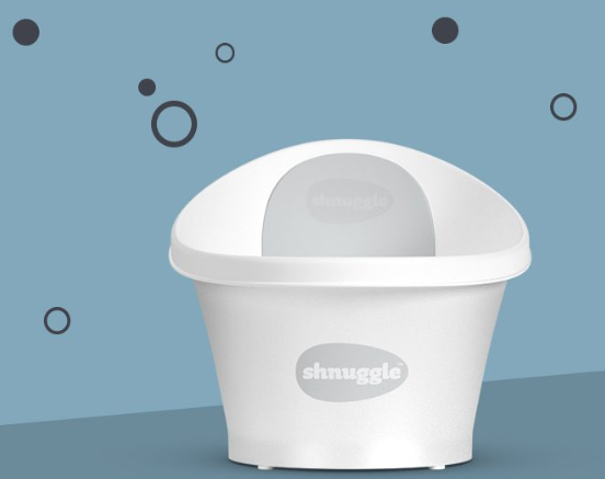 Shnuggle Baby Bath {Award-Winning Infant Bathtub} Shnuggle are a British company founded in 2009 who are now bringing their clever and innovative baby products to the USA. {Emily Reviews}