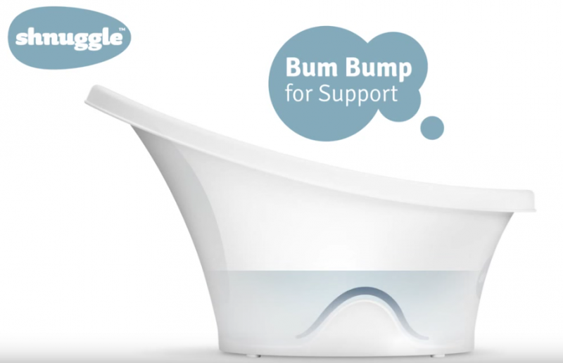 Shnuggle Baby Bath {Award-Winning Infant Bathtub} Shnuggle are a British company founded in 2009 who are now bringing their clever and innovative baby products to the USA. {Emily Reviews}