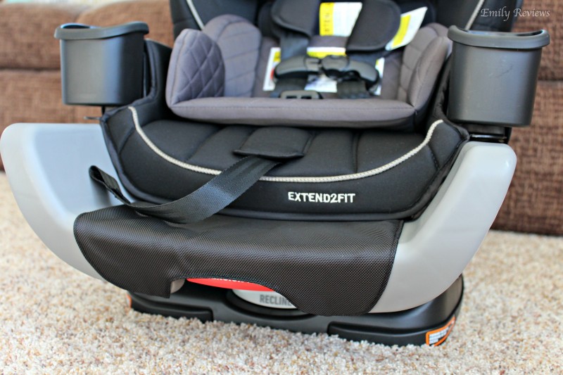 Graco Extend2Fit Car Seat Allows For Extended Rear Facing + Review {Emily Reviews}