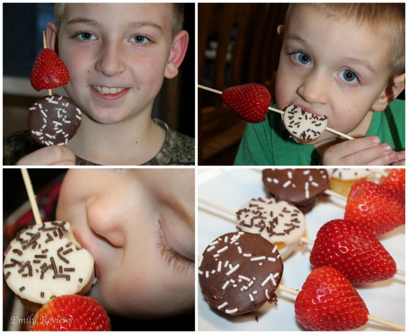 Celebrate Valentine's Day With Otis Spunkmeyer + Party Snack Idea {Emily Reviews}