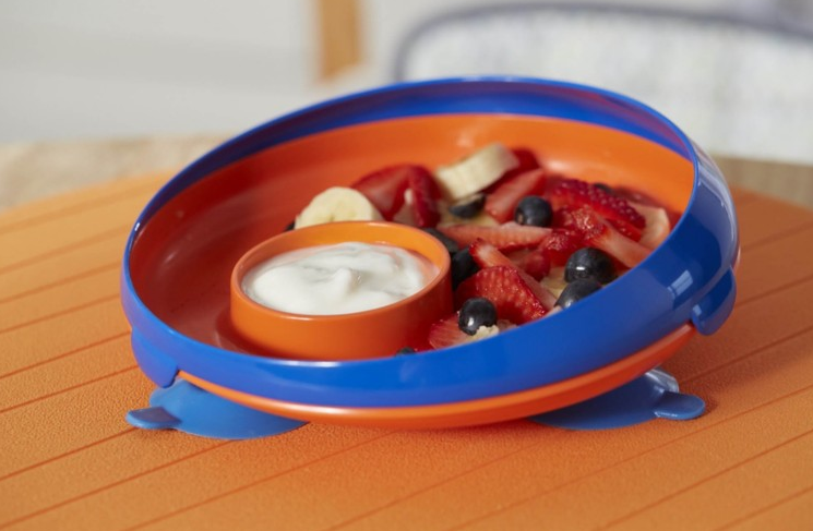 The First Years Mealtime Essentials ~ Perfect Home Or On The Go ~ Suction Dip Plate with built in dipping area that's perfect for fruit and veggie + dip snack time! {Emily Reviews}