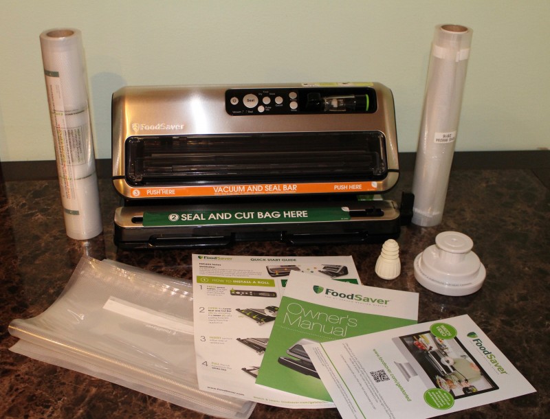 FoodSaver FM5000 2-in-1 Vacuum Sealing System - Overview 