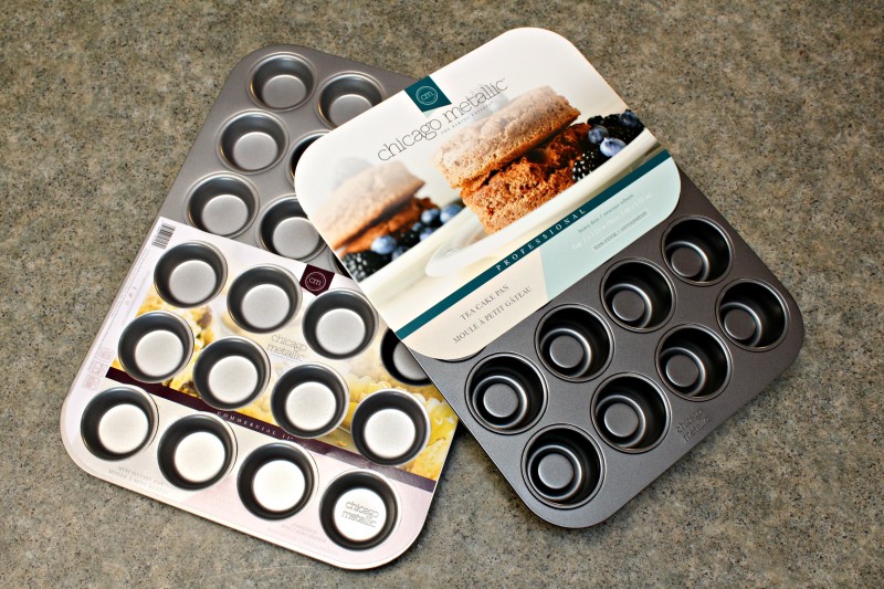 MINI MUFFIN PAN-CHICAGO METALLIC-59024