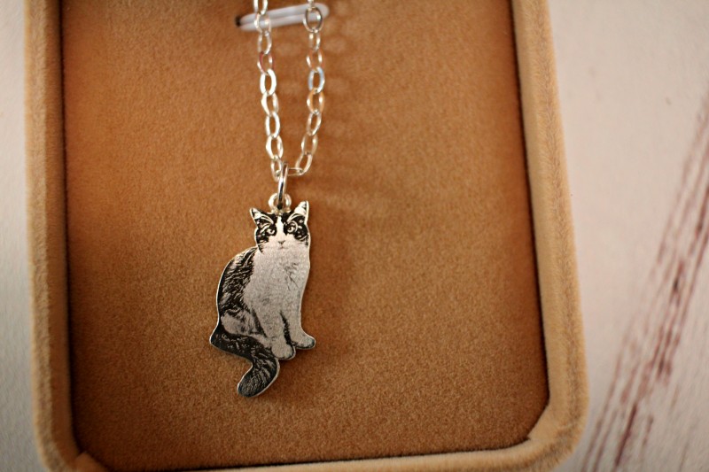 Meow Lover Club Custom Necklace, Bracelet, & Keychain