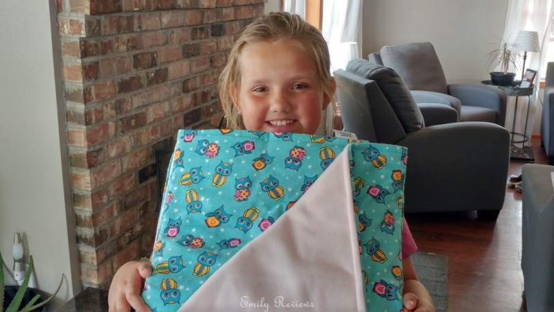 Sensory Goods Weighted Blankets ~ Review & Giveaway US 12/06 | Emily