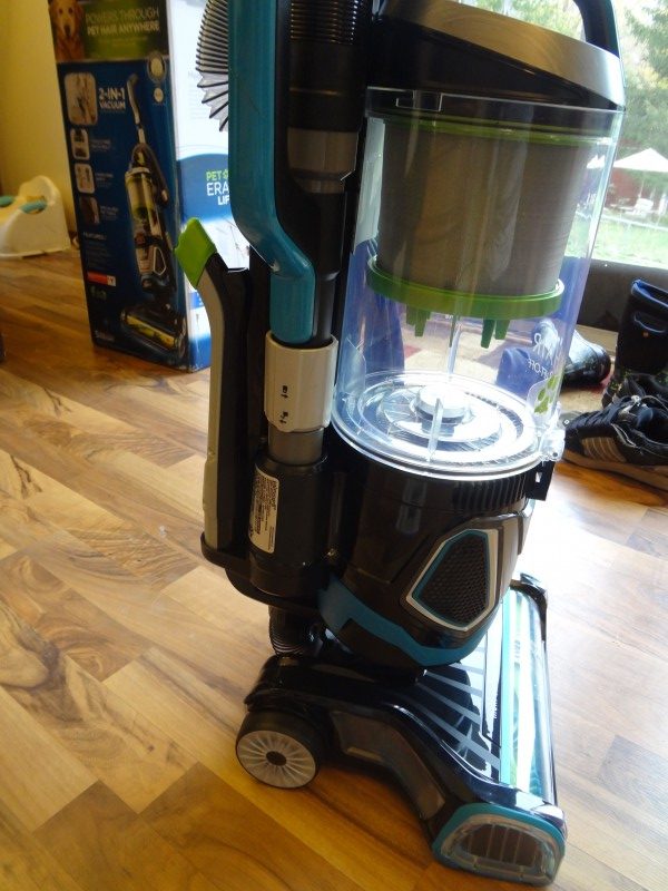 bissell pet hair eraser lift off upright vacuum review