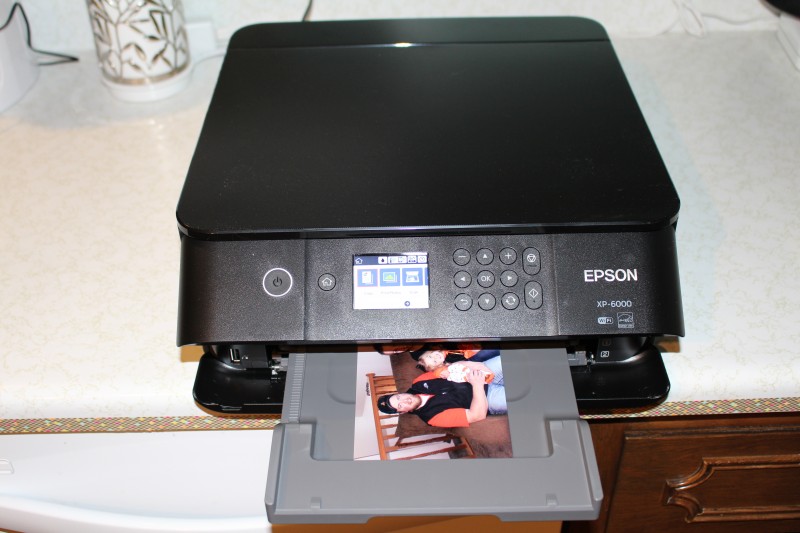 brugervejledning Artifact hjemmehørende Epson Expression Premium XP-6000 Small-in-One Printer Review | Emily Reviews
