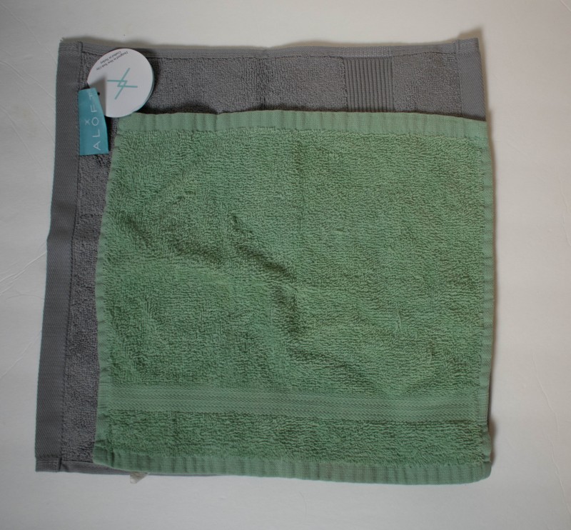 Miracle Brand wash cloth size