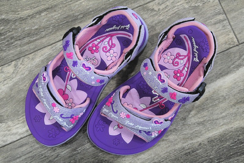 Gold Pigeon Kids Sandals {Review} 1