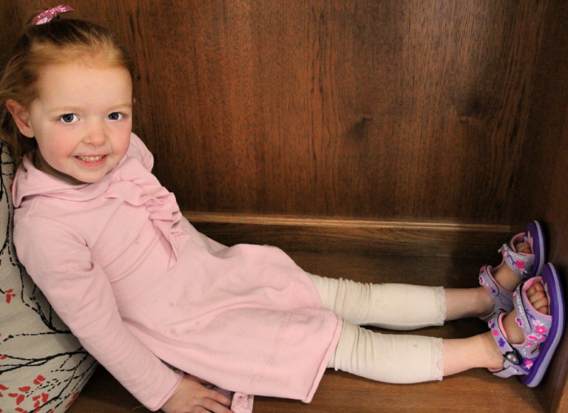 Gold Pigeon Kids Sandals {Review} 
