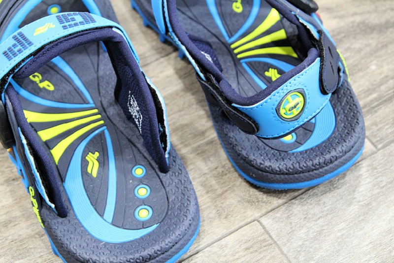 Gold Pigeon Kids Sandals {Review}