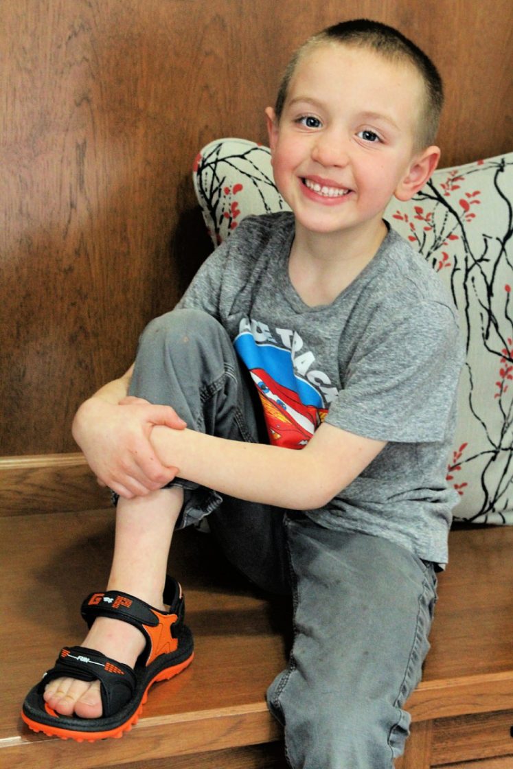Gold Pigeon Kids Sandals {Review}