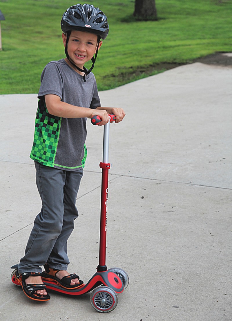globber wooden scooter