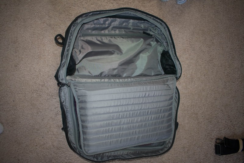 Pakt travel bag