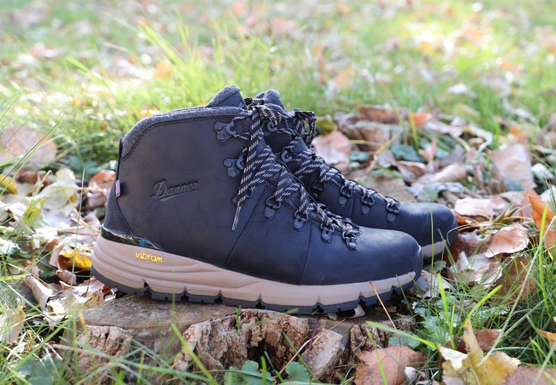 Danner Women's Insulated Mountain 600 Insulated Boots Review | Emily ...