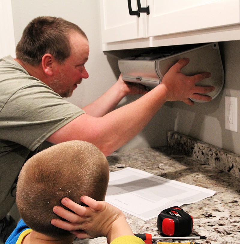 Innovia Under Cabinet Paper Towel Dispenser » Gadget Flow