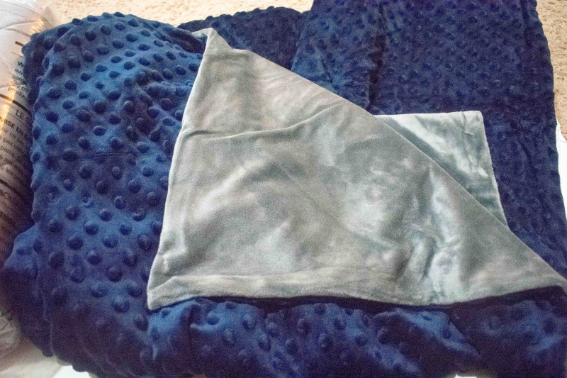 Co-z weighted blanket with minky cover