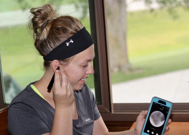 VITCOCO Wireless Otoscope Lets You Look Inside Your Own Ears! {Review