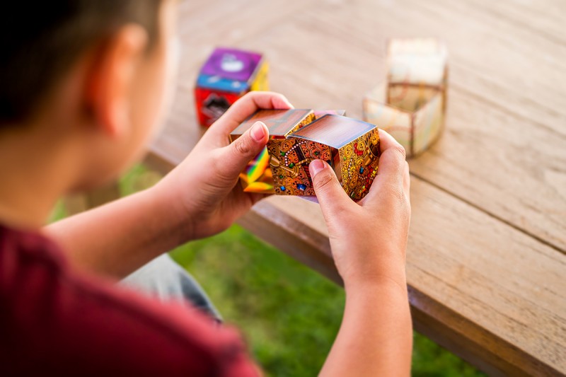 Block Chain Linked Brainteaser Cubes from ThinkFun (+ Giveaway!)