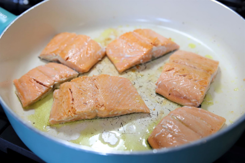 tuscan salmon recipe