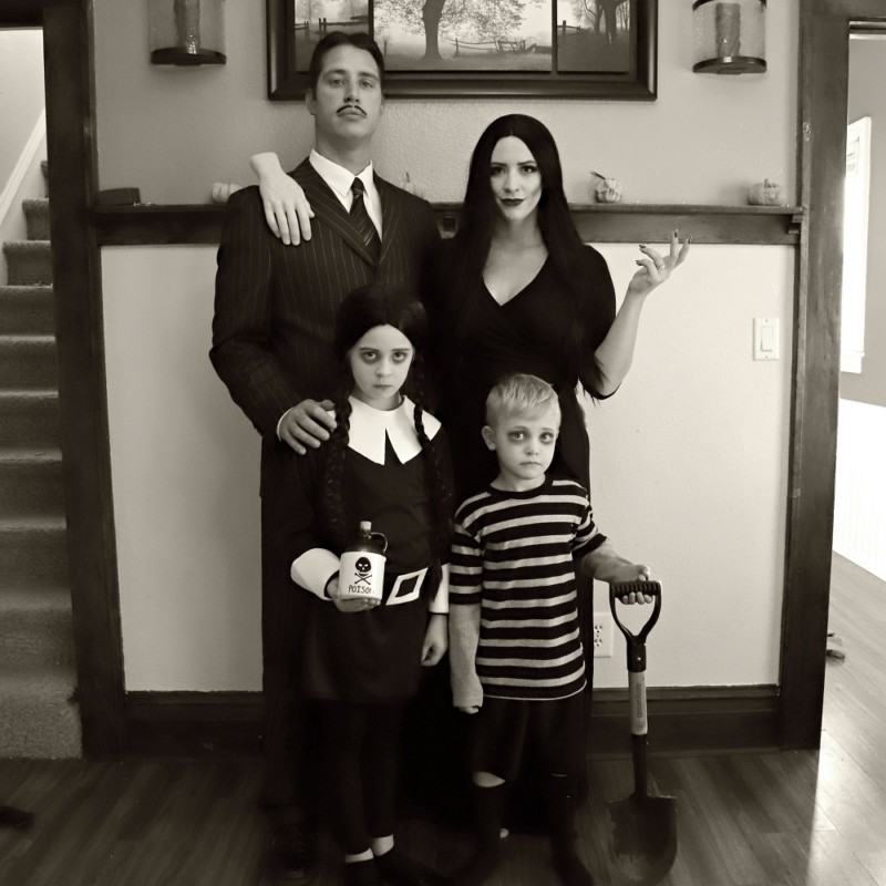 addams family halloween costume