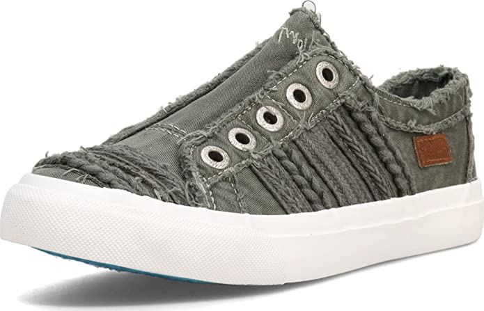 https://www.amazon.com/Blowfish-Malibu-Womens-Parlane-Sneaker/dp/B093K64DRX?th=1