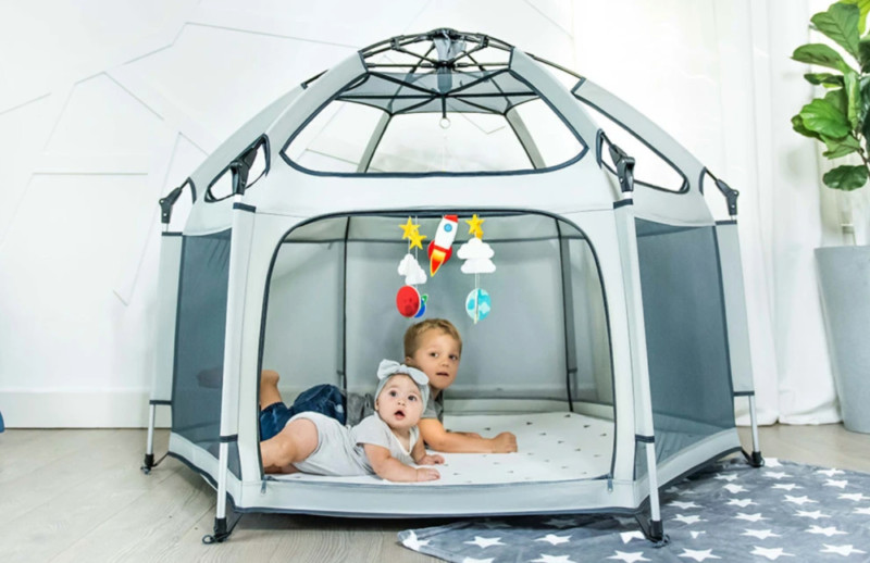 California Beach Co. Pop 'N Go Playpen + Accessories - Great Gift Idea For New Parents! (1)