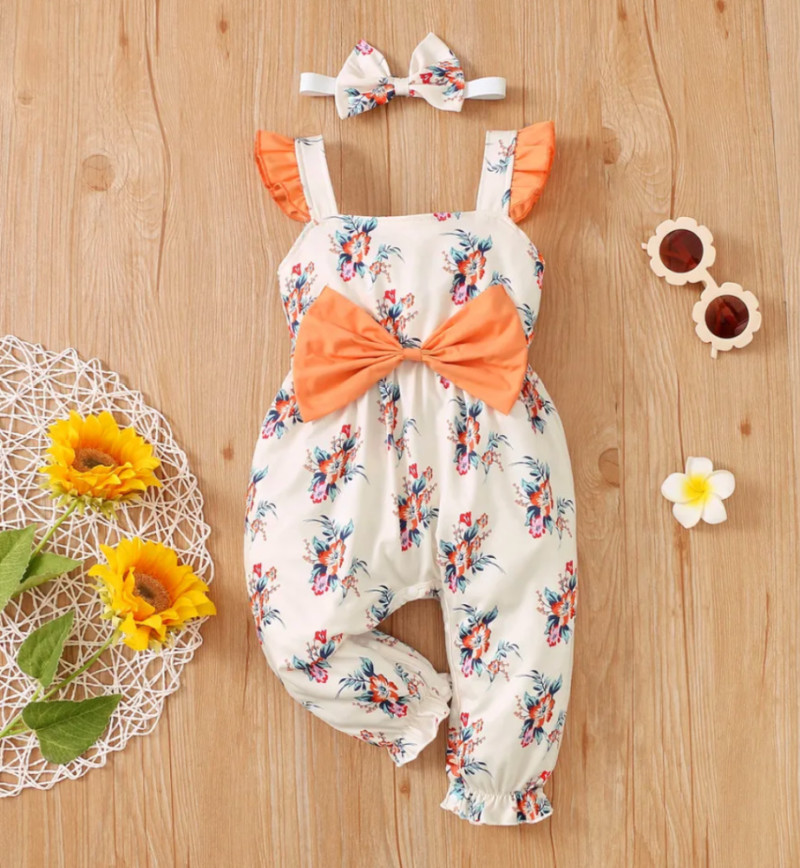 PatPat 2pcs Baby Girl Allover Floral Print Flutter-sleeve Bowknot Jumpsuit with Headband Set