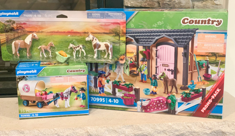 PLAYMOBIL Is Launching Their New Riding Lessons Theme This Month!
