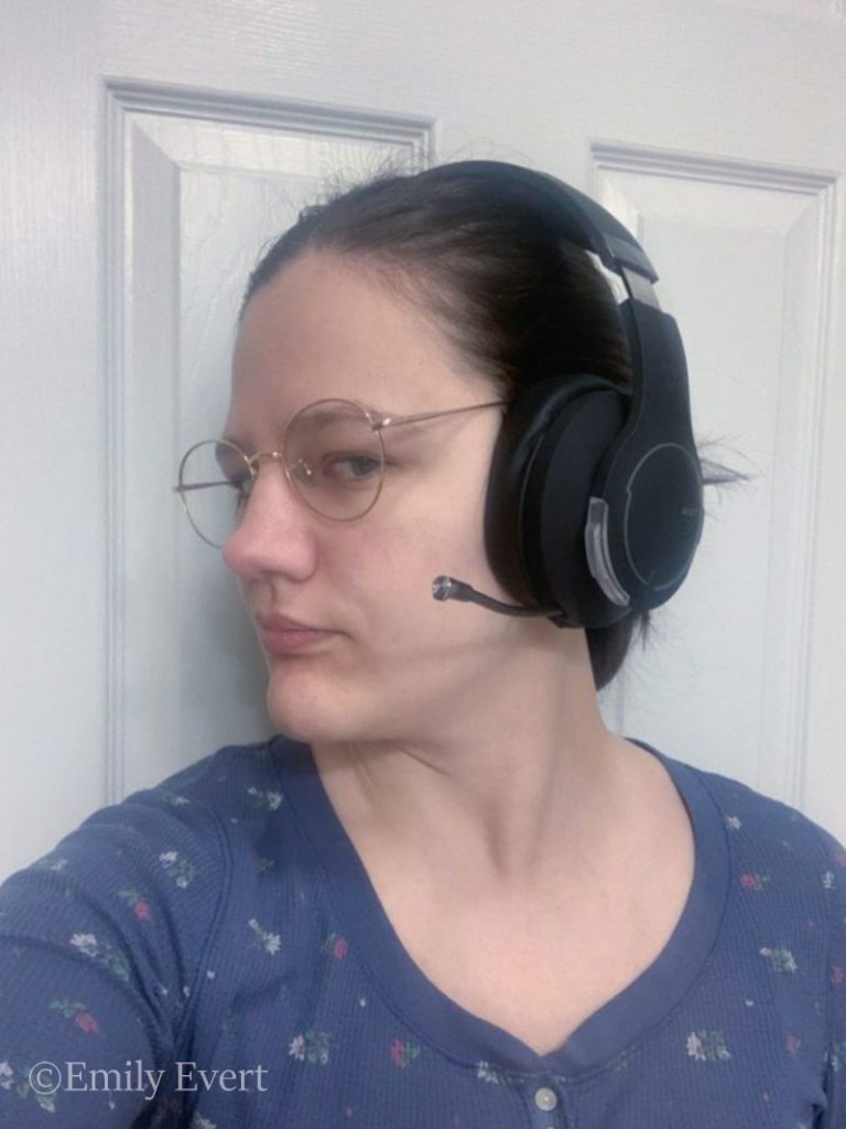edifier headphones with mic