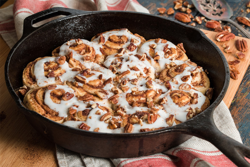 Cinnamon Rolls in Cast Iron Skillet