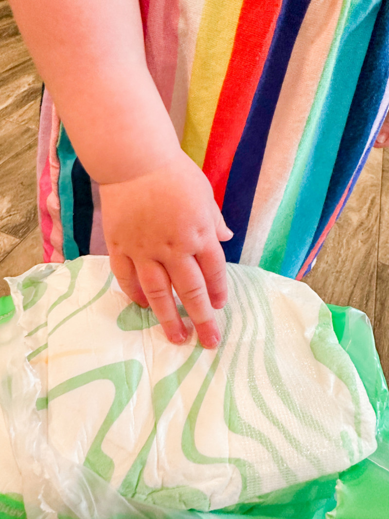 Freestyle Diapers Review & Discount (+Giveaway)