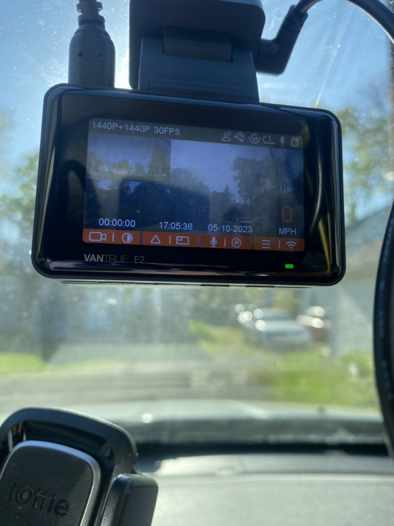 Protect Your Car With the Vantrue E2 GPS Dual-Camera Dashcam 