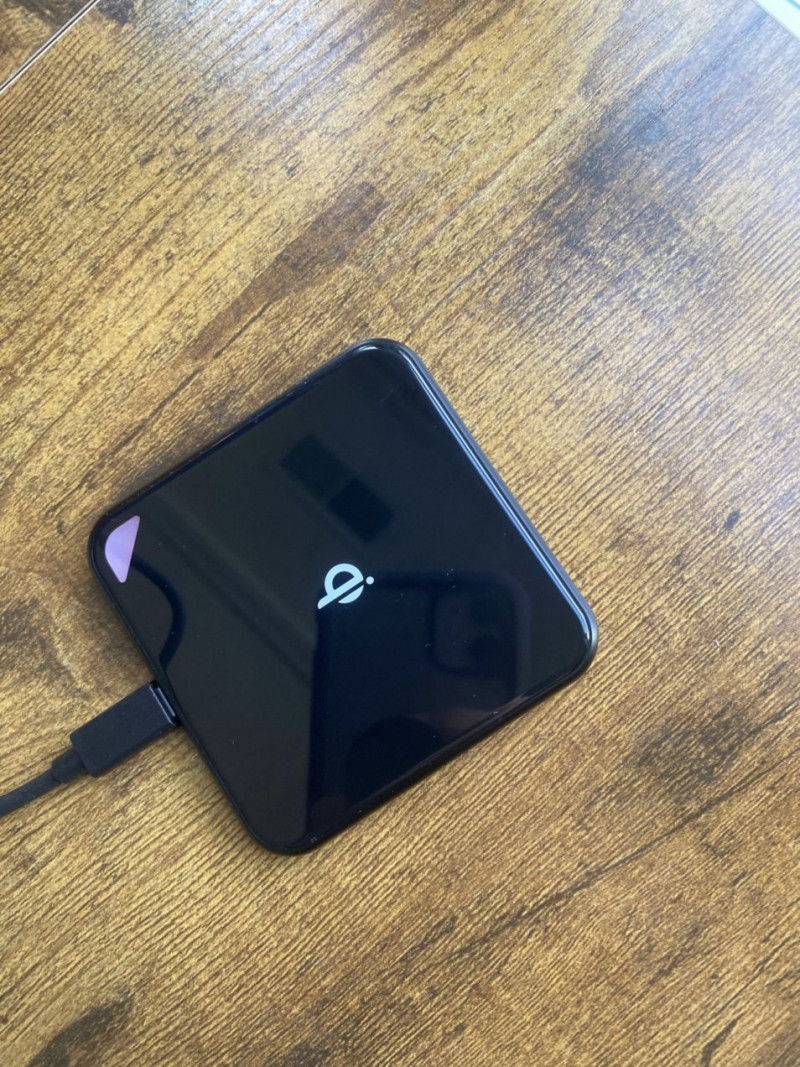 Targus Qi Wireless Charging Pad Plus