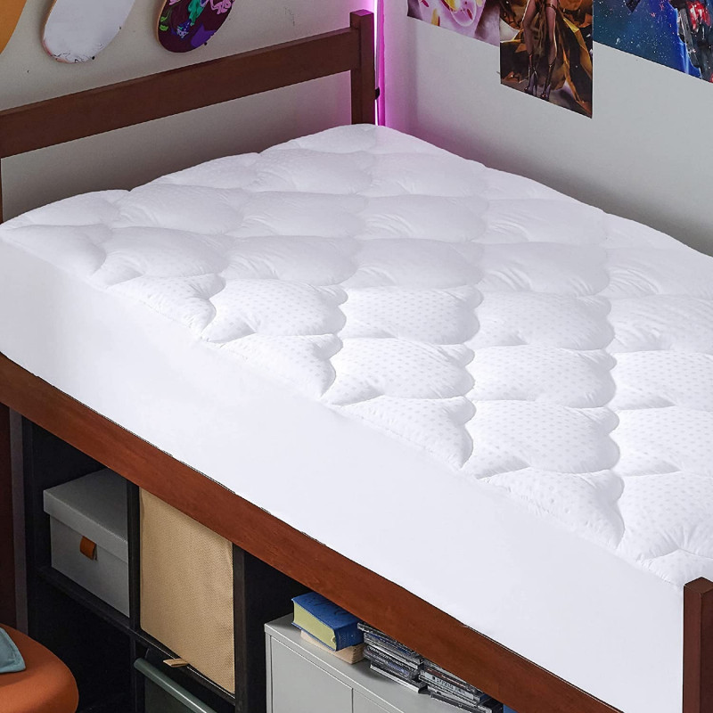 Bedsure cooling mattress protector 