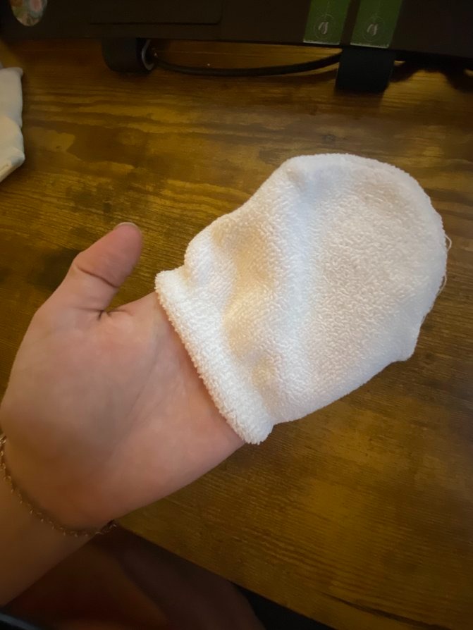 Microdermamitt makeup remover mitt