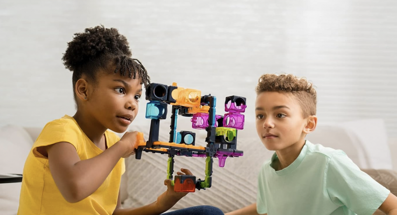 ThinkFun Free Fall Game