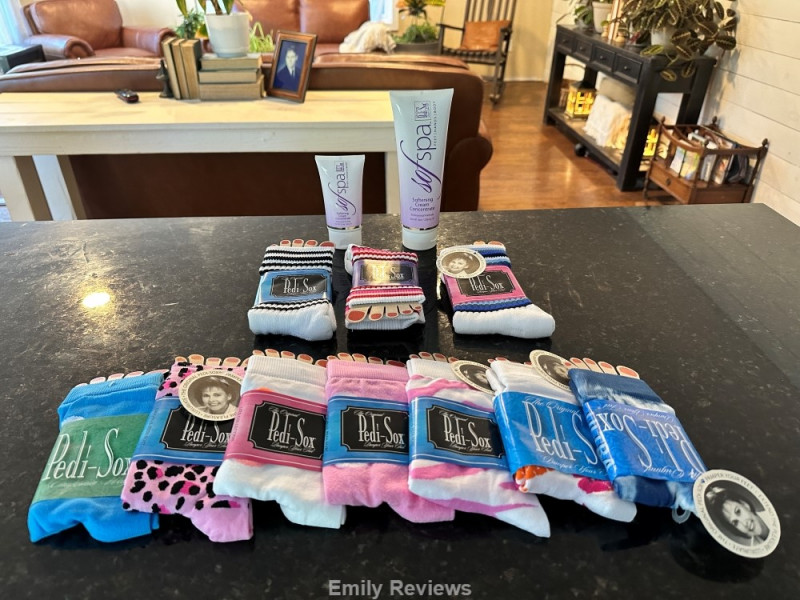 Home Spa, Spa Day, Pedicure, Yoga Socks, Dance Socks