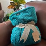 PediPocket Fleece Throw Blanket With Foot Pocket ~ Review