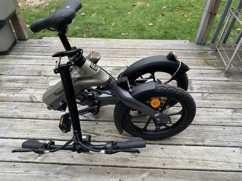 5th Wheel Tide 1- 2-in-1 Folding eBike - Folded up