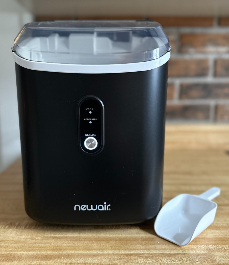 newair nugget ice maker black