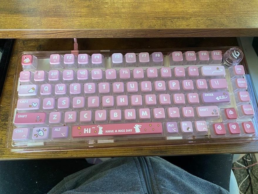  Leobog k81 pink bunny keyboard