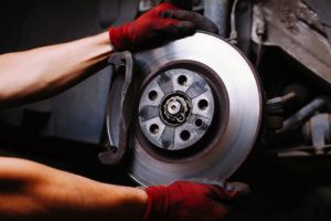 Jiffy Lube’s Essential Tips for Preparing Your Vehicle for Winter