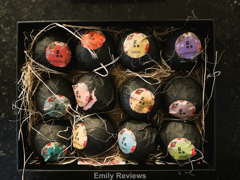 Grace & Stella, Self-Care, Skin Care, Bath Bombs, Under Eye Patches, At Home Spa Day